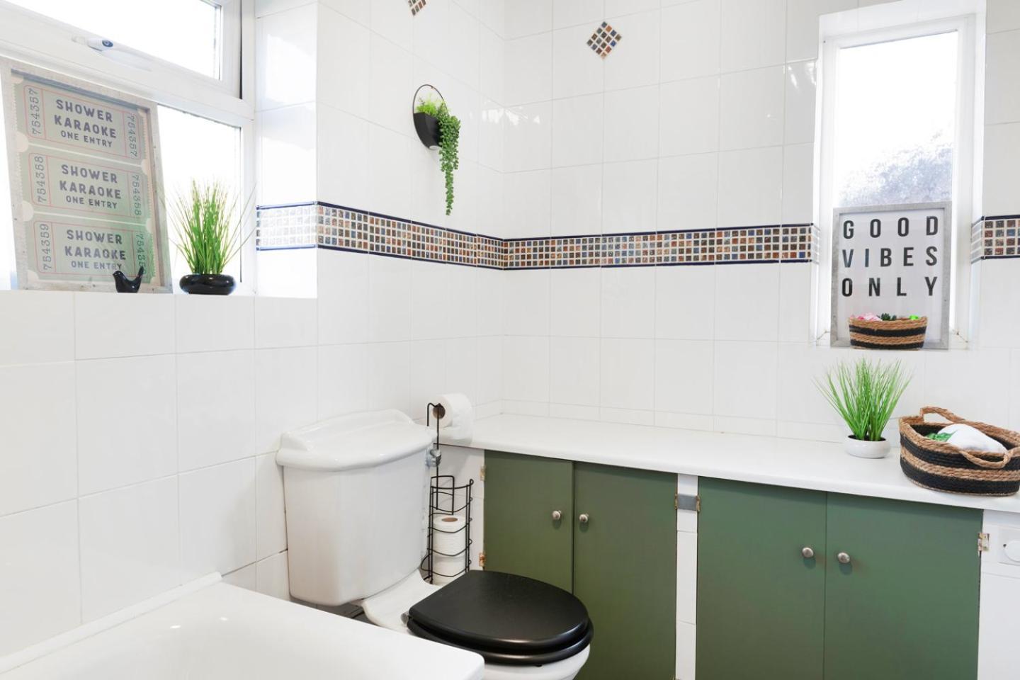 3 Bedroom House - Well Presented - Spacious - Flexible Check In - Free Parking Nottingham Kültér fotó